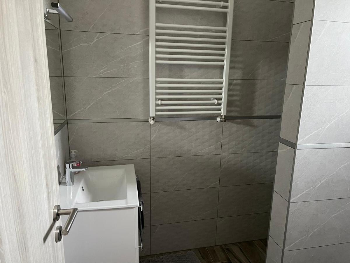 Rajczi Apartman Mohács Екстериор снимка
