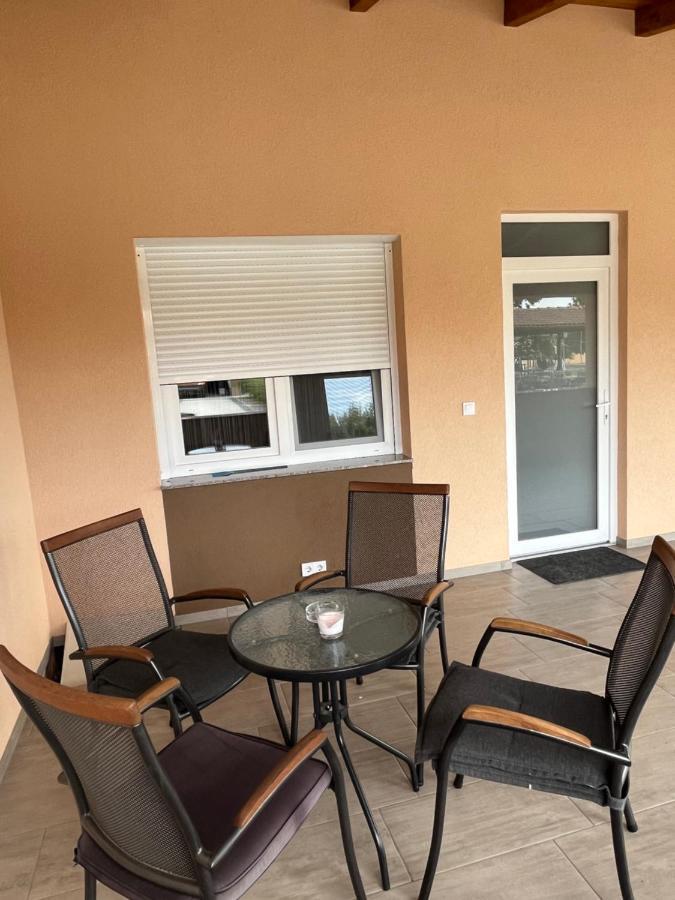 Rajczi Apartman Mohács Екстериор снимка