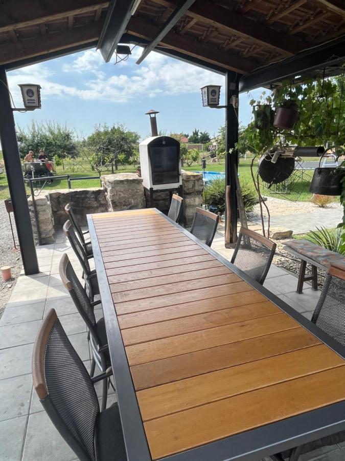 Rajczi Apartman Mohács Екстериор снимка